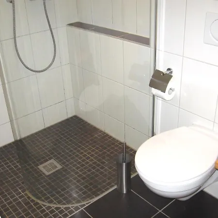 招待所 Weingut Day