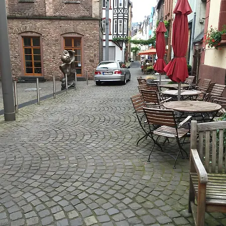 Pensionat Weingut Day Zell an der Mosel