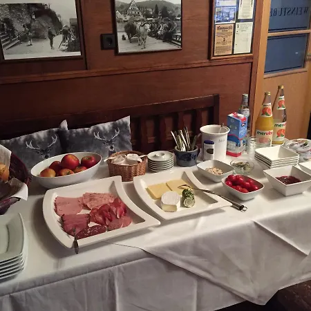 Weingut Day 3* ツェル・アン・デル・モーゼル