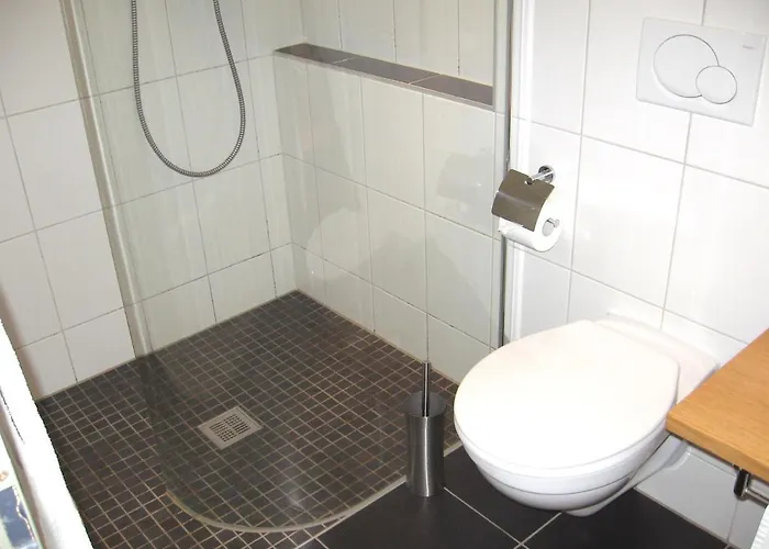 게스트하우스 Weingut Day